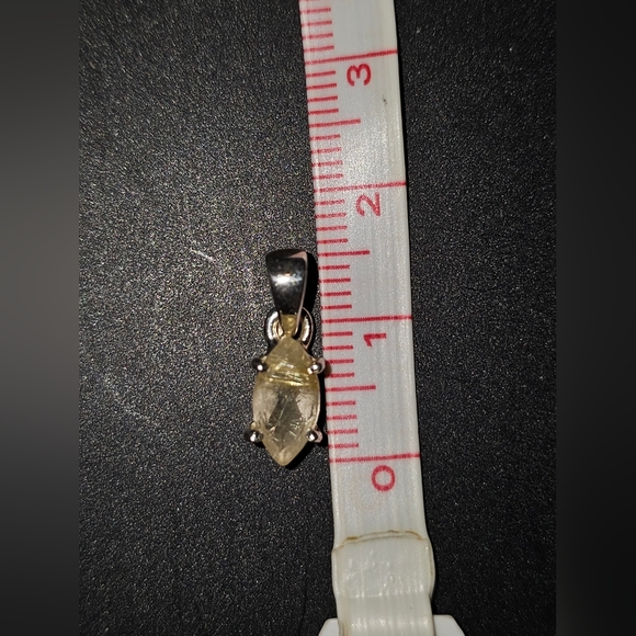 Golden Rutile Pendant - Picture 3 of 3